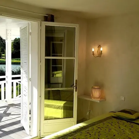 Piscine Golf Tennis Mediterranee Holiday home *